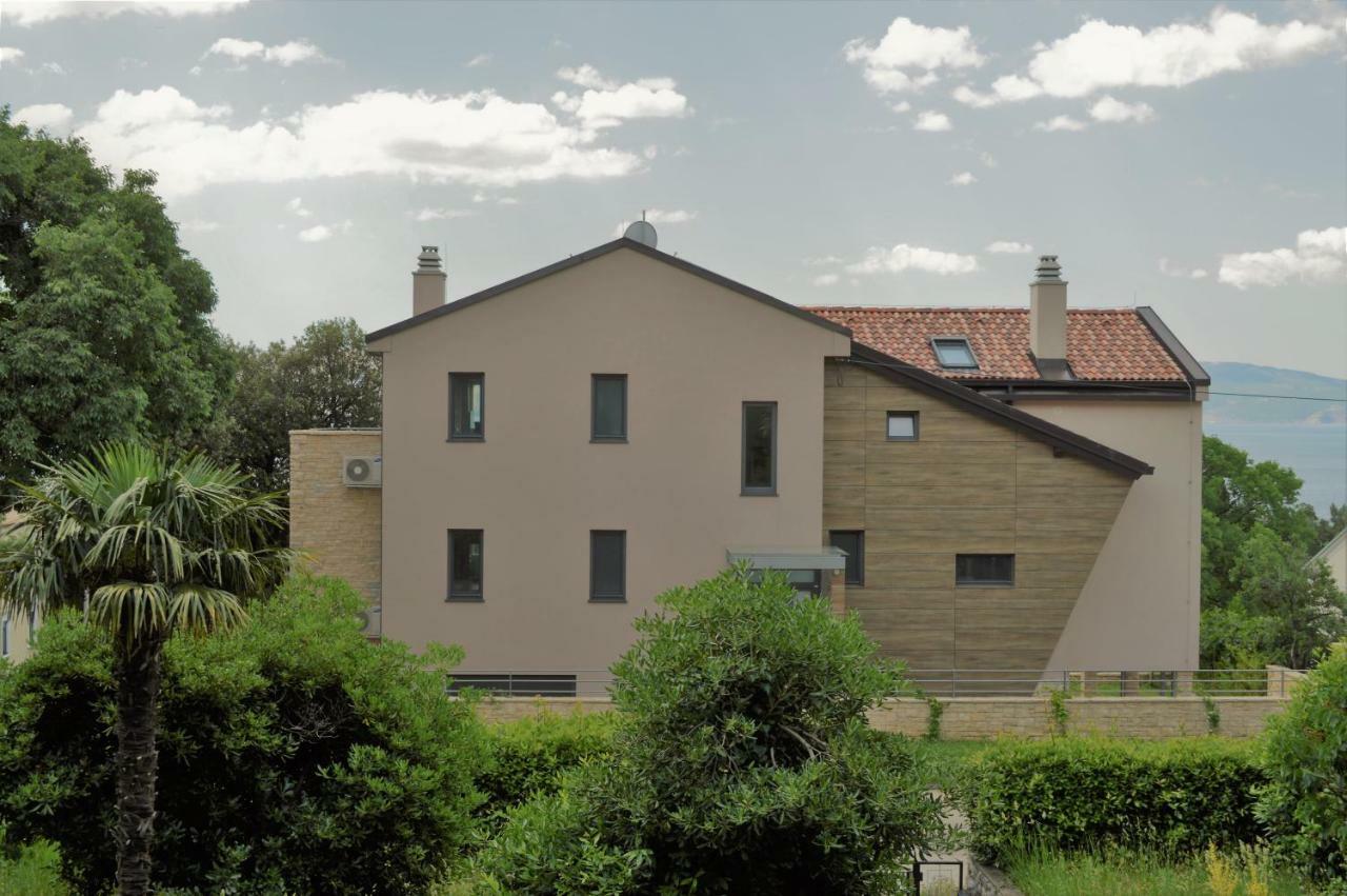 Perec Apartments Novi Vinodolski Exterior foto